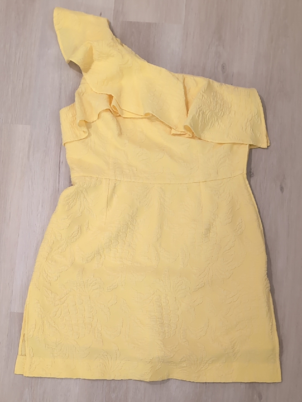 Lilly Pulitzer Yellow floral Kipton jacquard Romper With POCKETS!